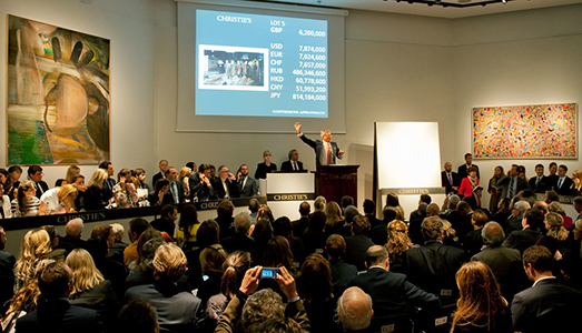 Gli italiani in calo. Colpa dei galleristi